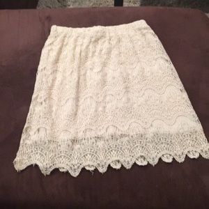 Beautiful lace short skirt